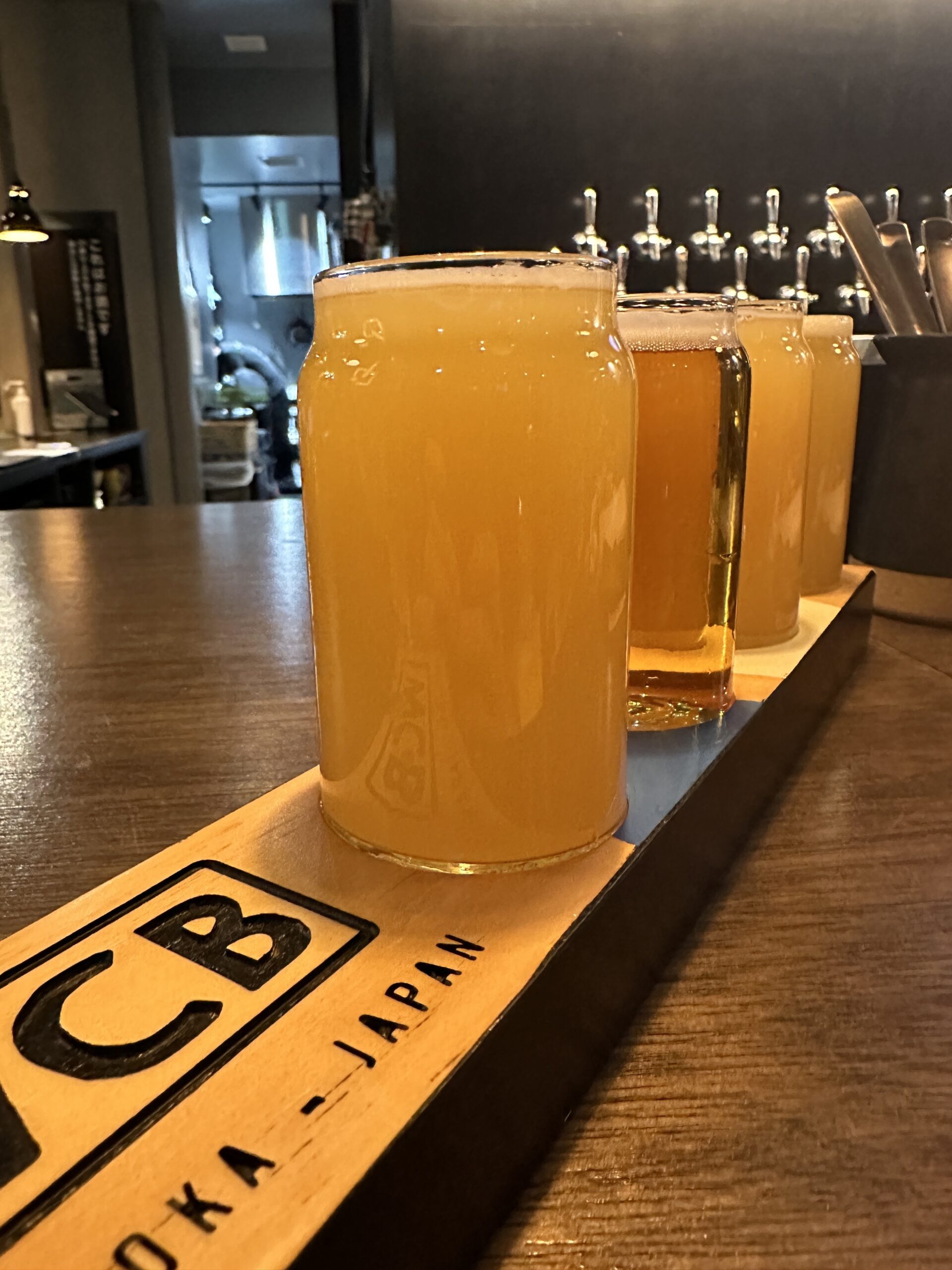Hazy IPA - 浑浊金黄色具有特色热带香气的精酿啤酒