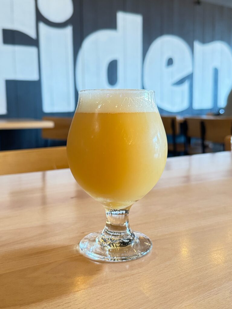 Fidens Brewing のビールフライト