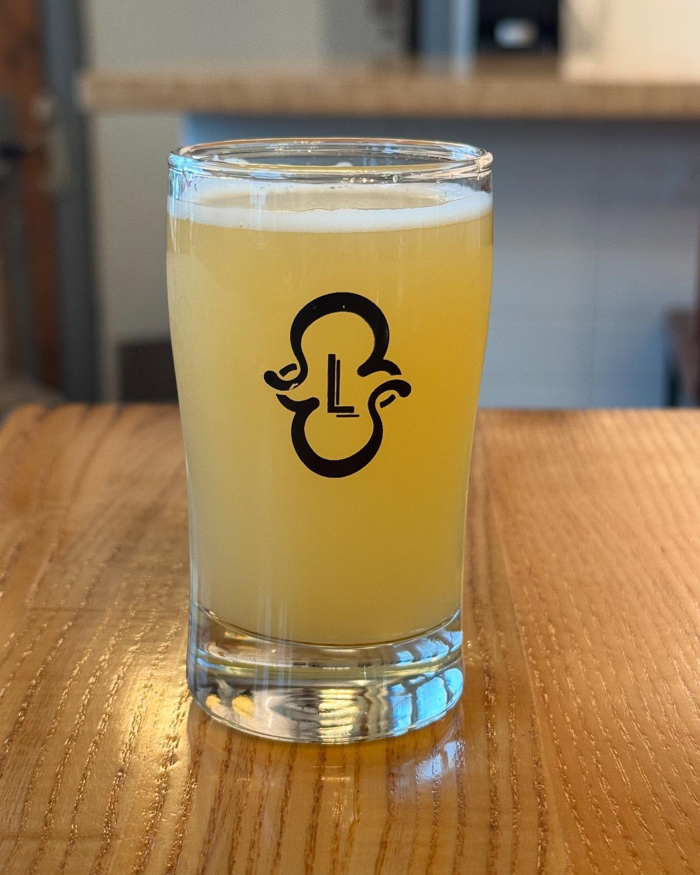 Ladd & Lass Brewing - Instagram @lobeerve