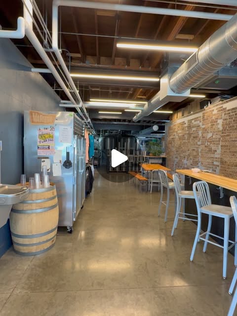 Instagram @lobeerve の投稿写真